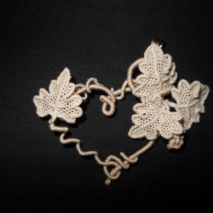 Pendente in merletto e oro